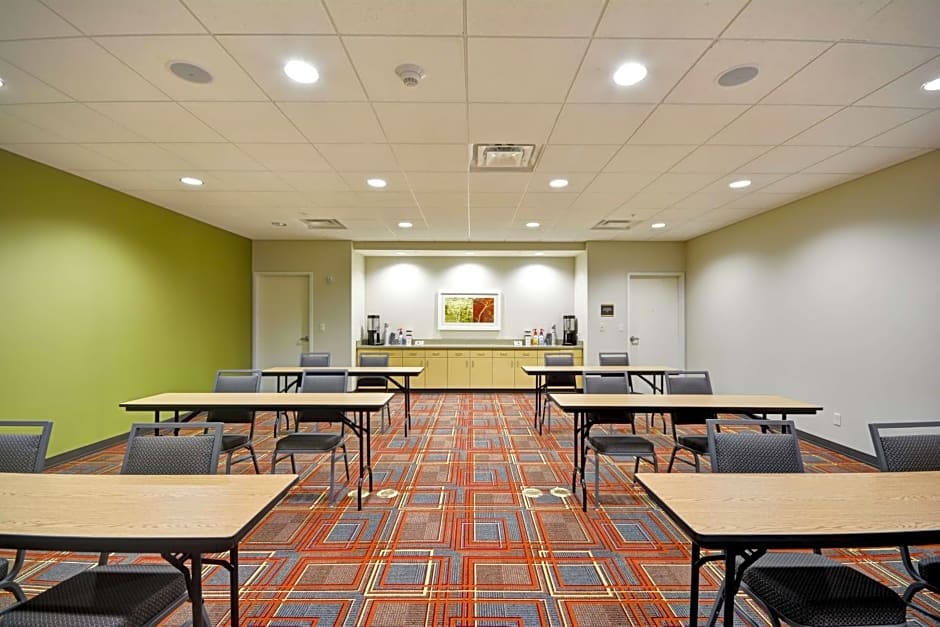 Home2 Suites By Hilton Decatur Ingalls Harbor
