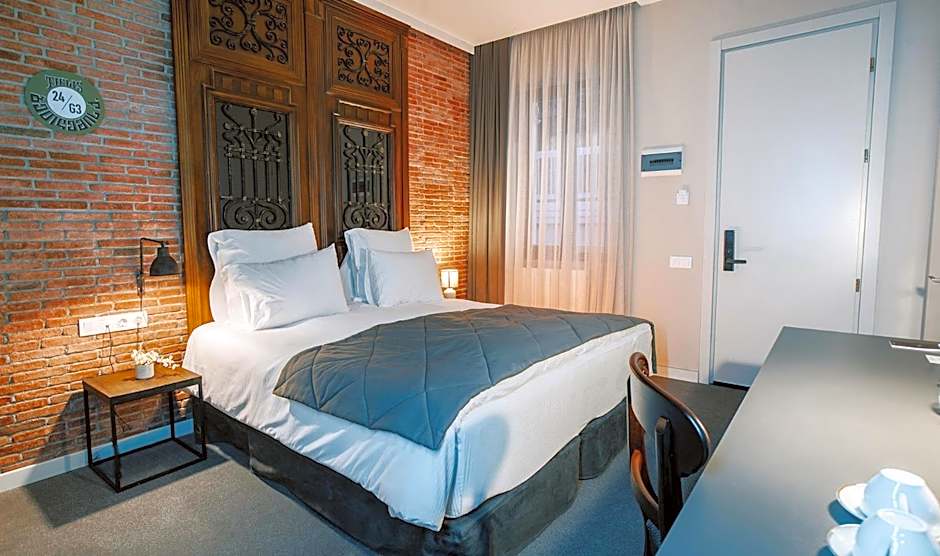 TbiliSee Hotel