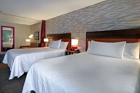 Queen Studio with Two Queen Beds - Mobility and Hearing Access/Non-Smoking