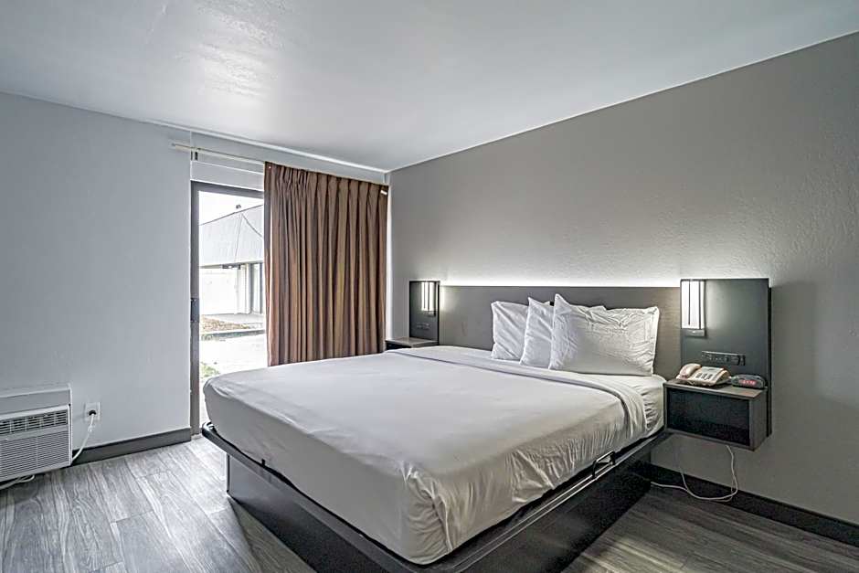 Studio 6 Pocatello, ID