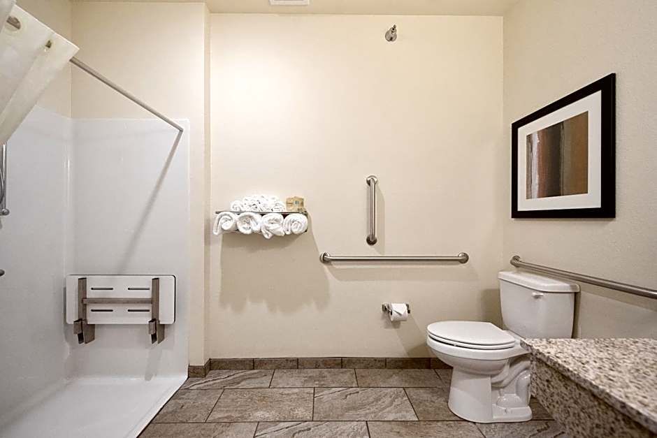 Cobblestone Hotel & Suites - Austin