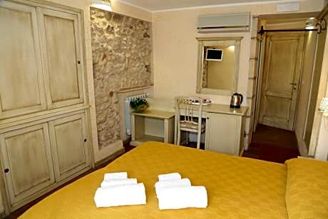 Double or Twin Room with Balcony