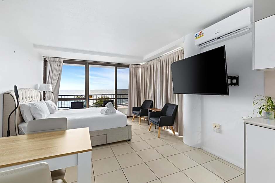 Bayview Tower Motel
