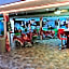 Tradewinds Airport Hotel