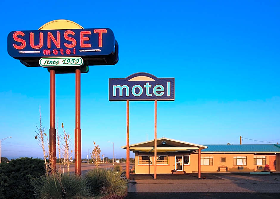 Sunset Motel Moriarty