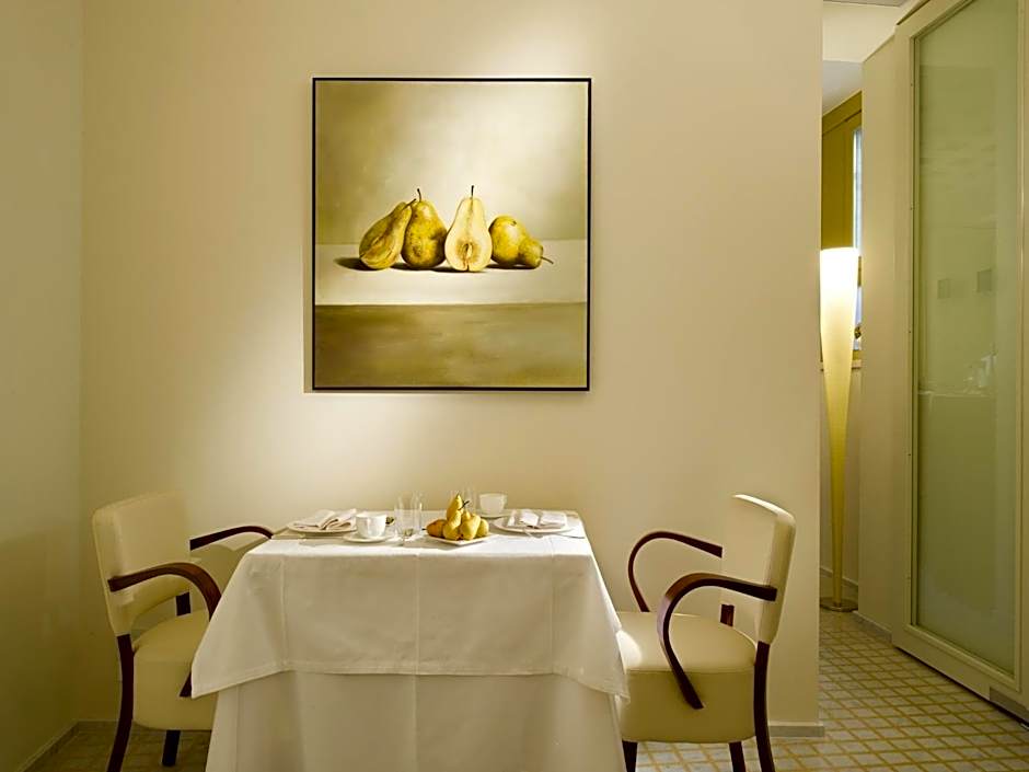 Petronilla - Hotel In Bergamo