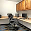 Quality Inn & Suites Fort Madison near Hwy 61