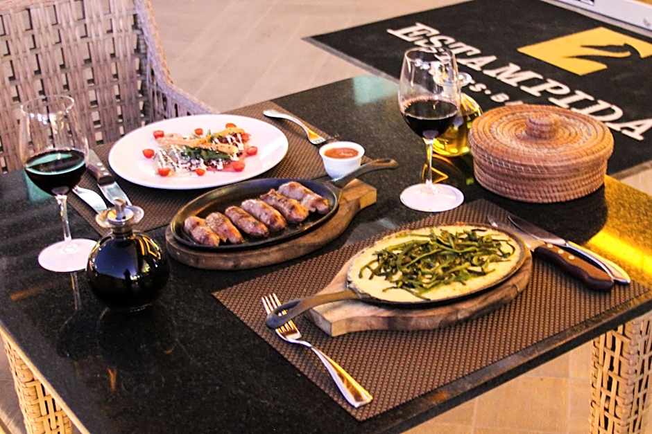 HS HOTSSON Hotel Leon