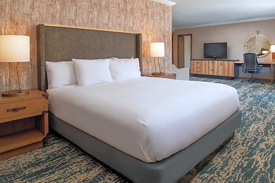 Edgewater Missoula, Tapestry Collection by Hilton