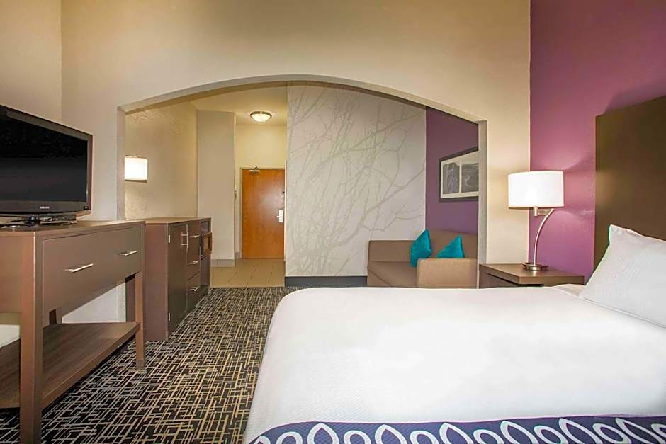 La Quinta Inn & Suites by Wyndham Pontoon Beach