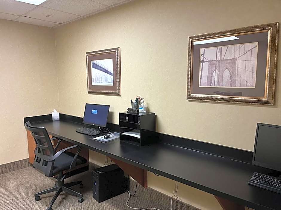 Wingate By Wyndham Peoria