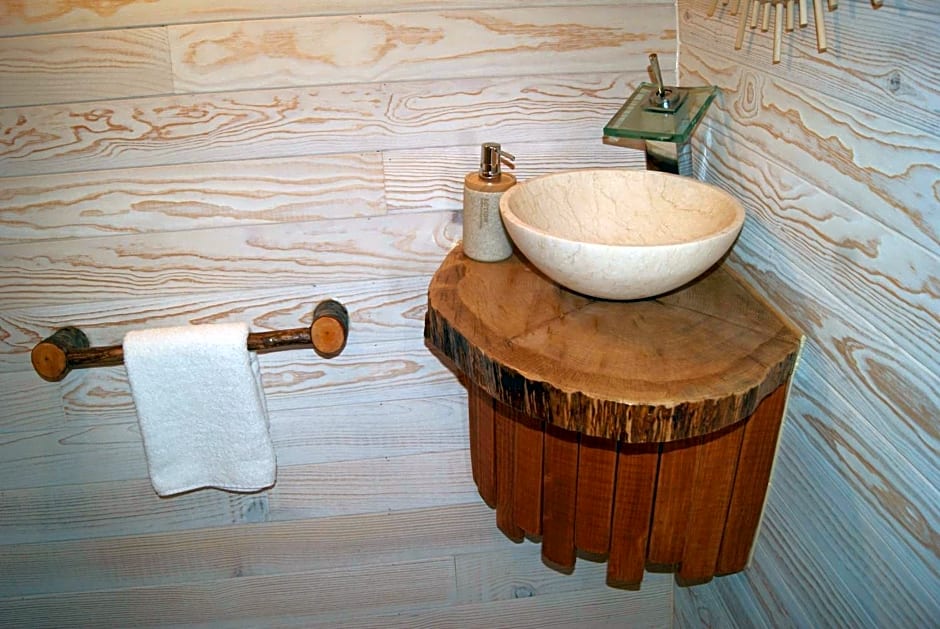 Les Cabanes de Gros Bois