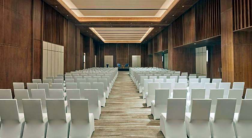 Hilton Gurugram Baani City Centre