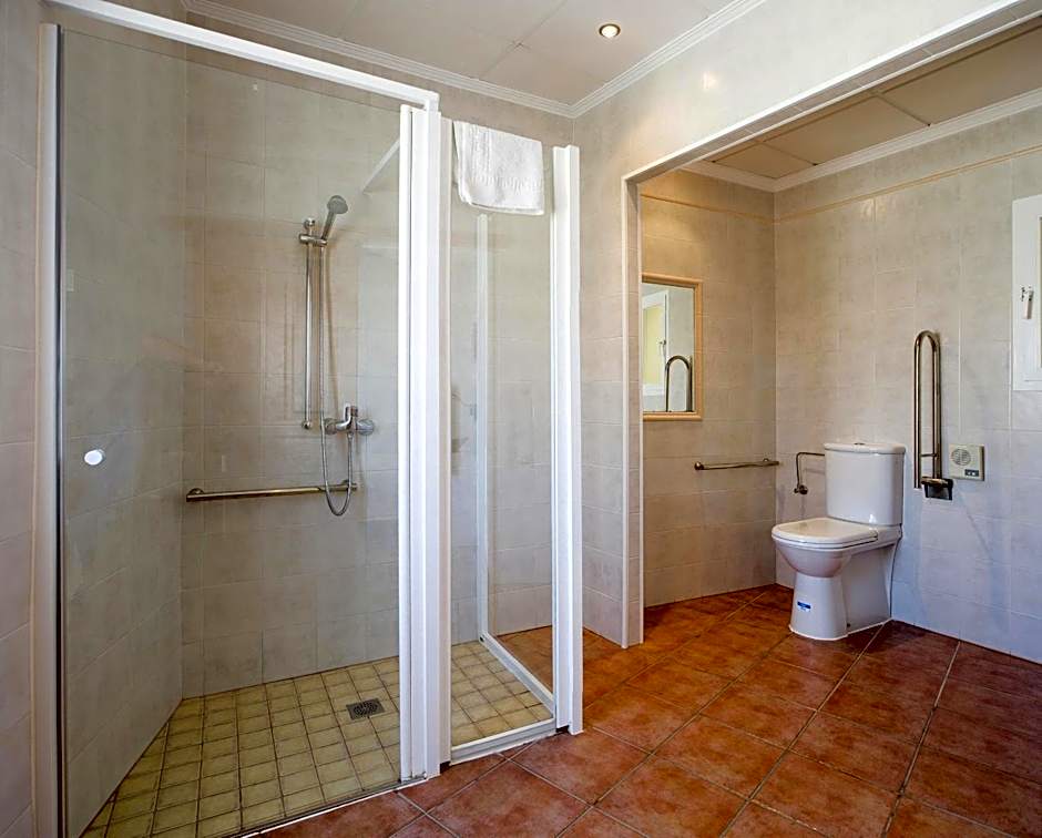 Hostal Adelino