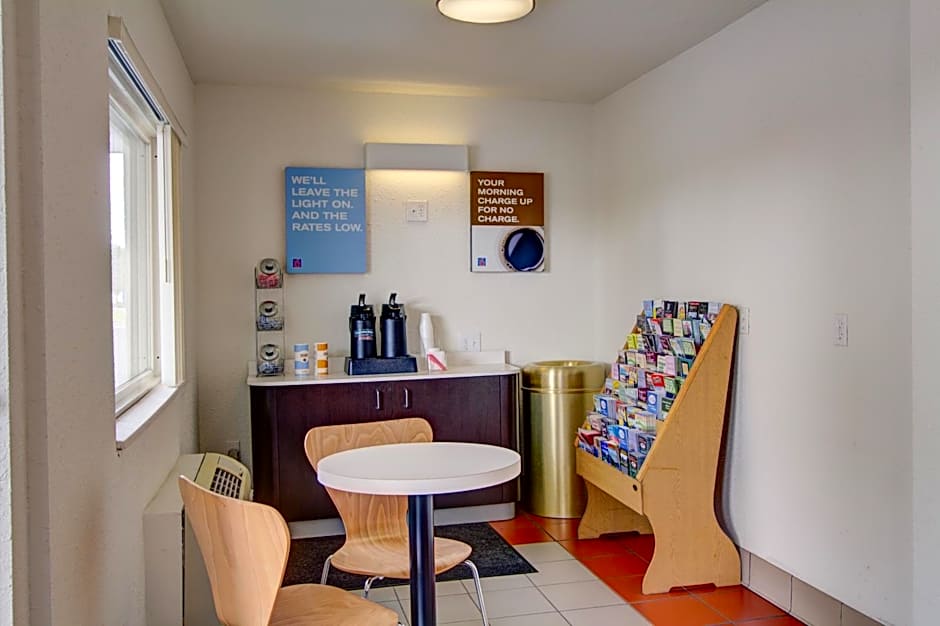 Motel 6 Richfield OH