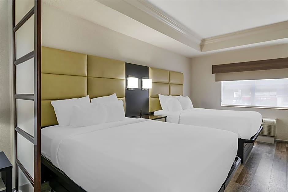Best Western Plus Jfk Inn & Suites