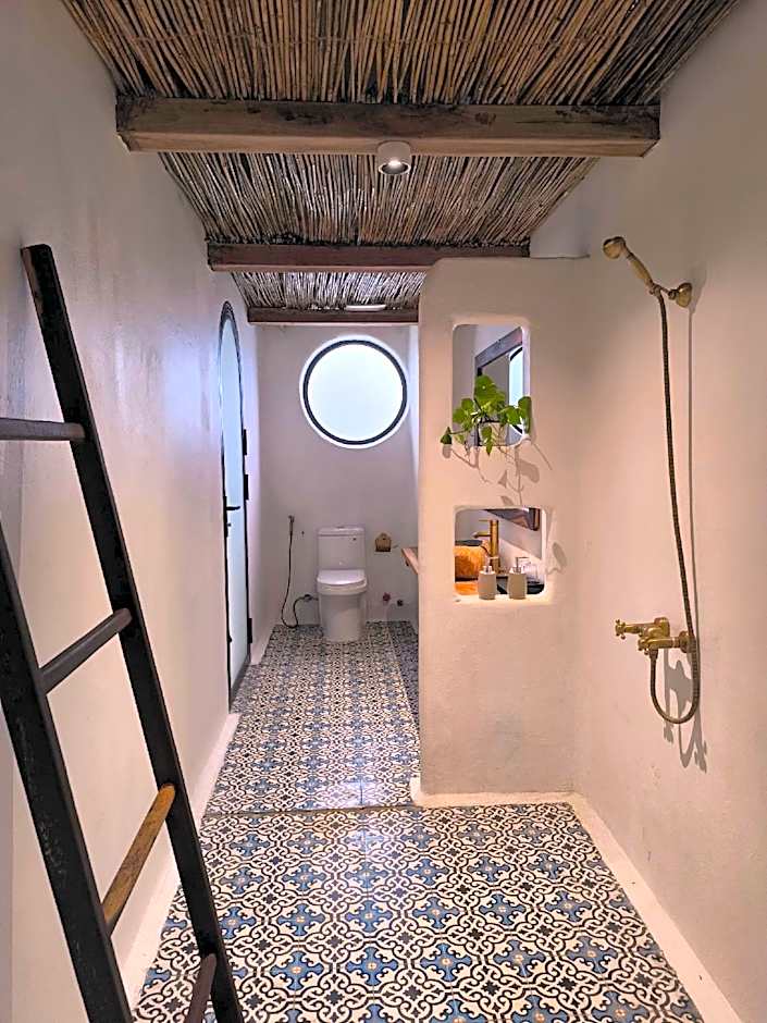 CAT’ village retreat