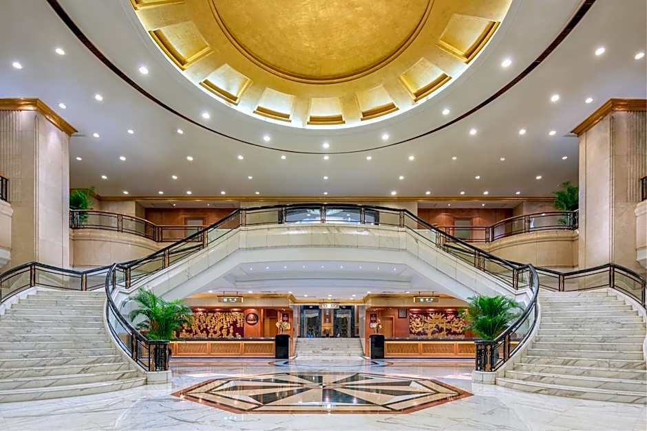 Gold Source Sunshine Hotel