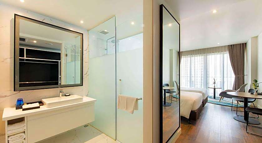 Hotel Soleil Ha Long, Trademark Collection by Wyndham