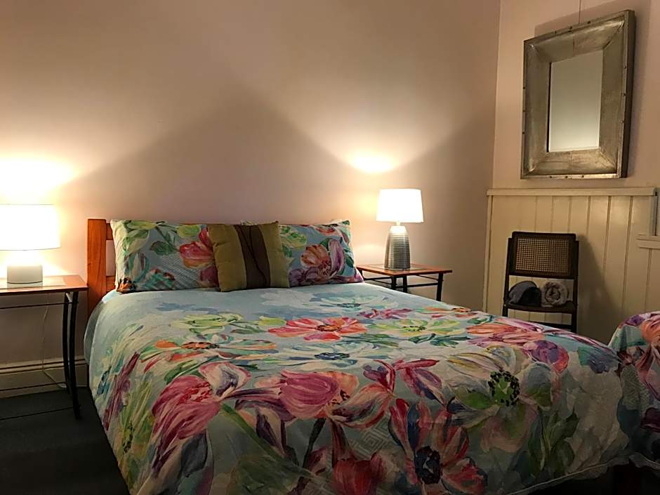 Flying Fox Backpackers