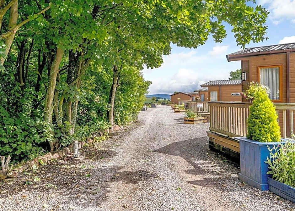 Calthwaite Hall Lodges