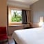 Hotel Ibis Pilar