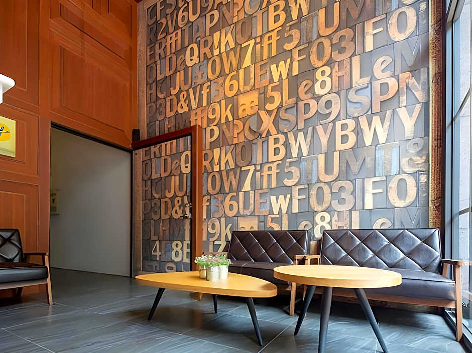 CHECK inn Express Taichung Yizhong