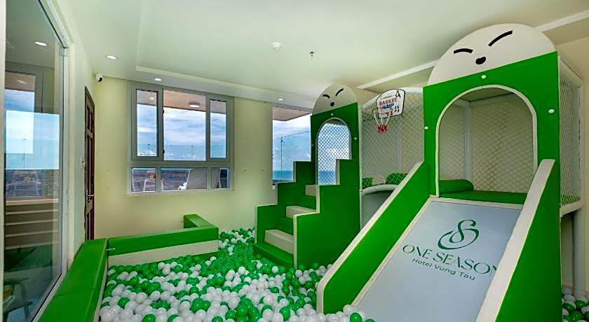 One Season Boutique Hotel Vung Tau - Beachfront