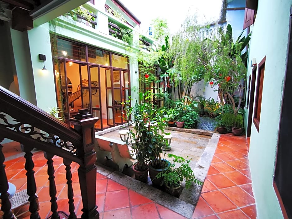 East Indies Mansion