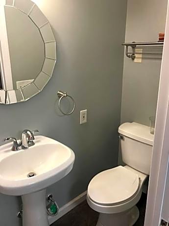 Guest Area for Rent, Your own space!