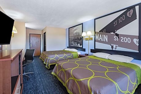 1 King Bed Suite Smoking