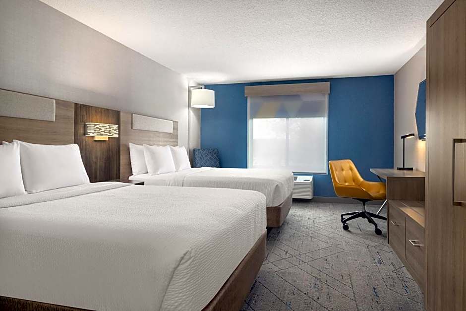 Holiday Inn Express & Suites Buford NE - Lake Lanier by IHG