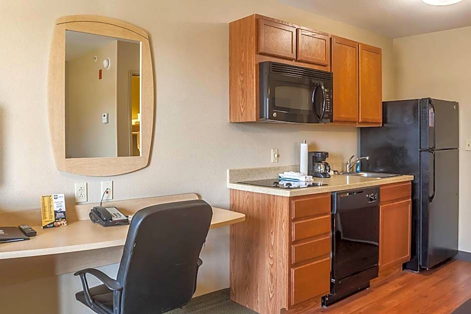 Suburban Studios Triadelphia - Wheeling at The Highlands