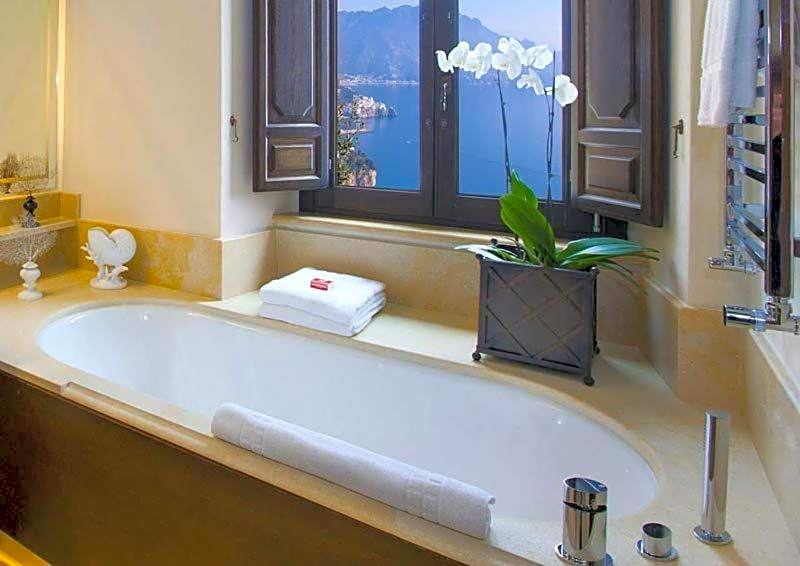 Monastero Santa Rosa Hotel & Spa