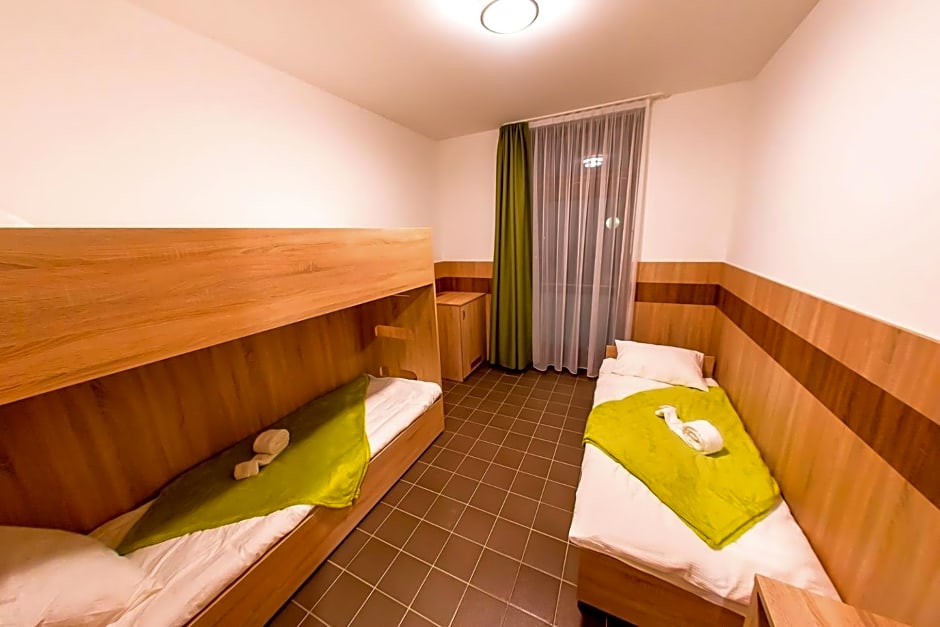 CVSE Clubház és Panzió