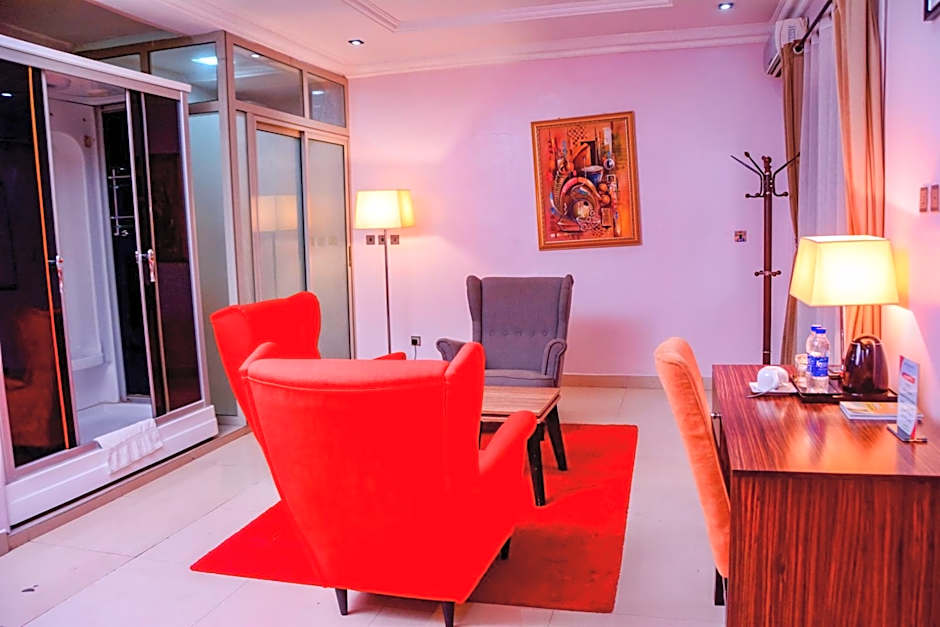 GolfView Suites & Conference Center