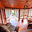Casa Europeia com Lareira & Piscina em Indaiatuba
