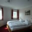 Hotel Haus Burg Metternich