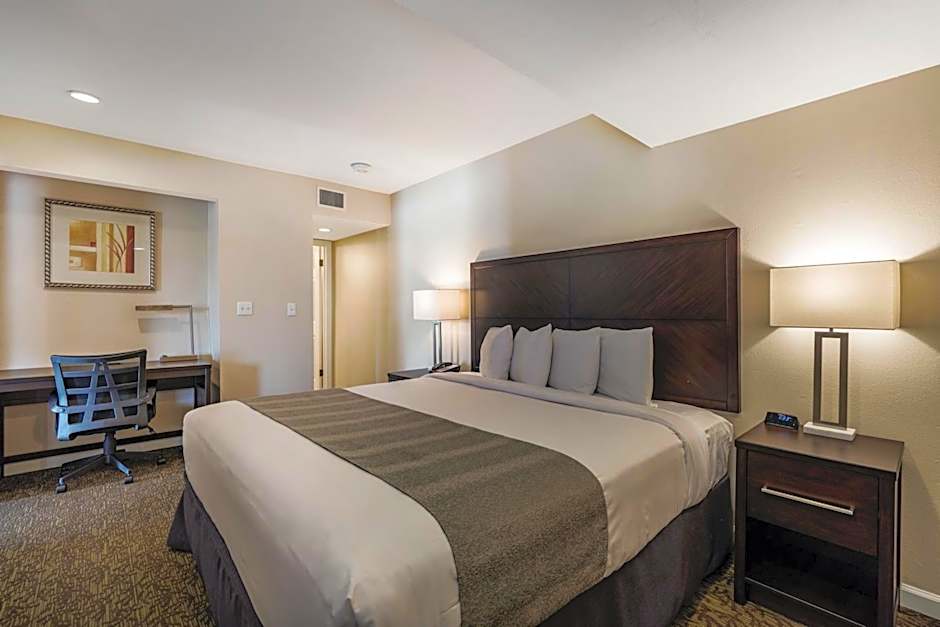 Chase Suite El Paso