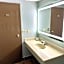 AmericInn & Suites by Wyndham Baraboo Event Center