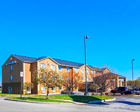 Comfort Inn & Suites North Greenfield