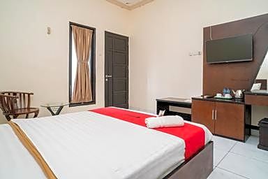 RedDoorz @ Wisma Pangrango