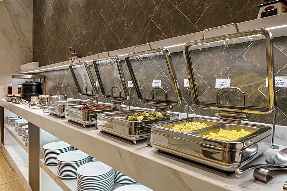 Courtyard by Marriott Panama Multiplaza Mall
