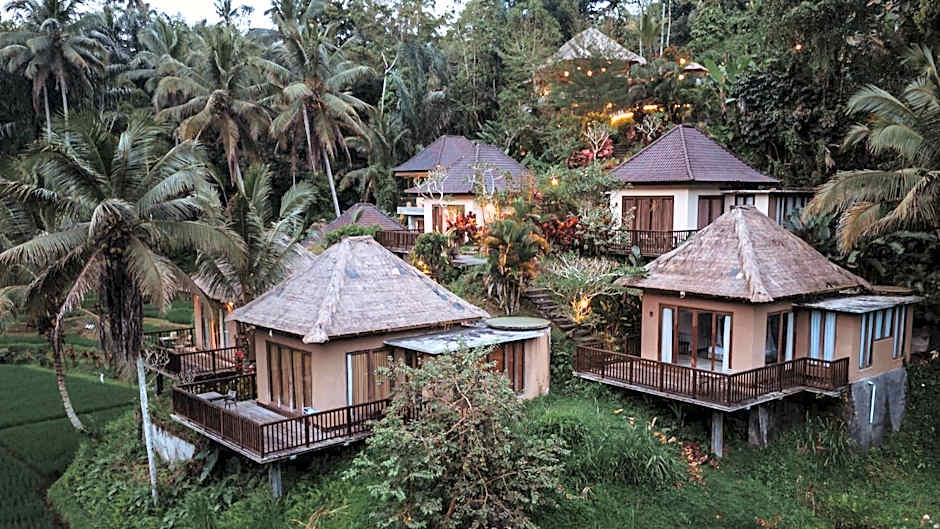 The Tirta Sari Villas