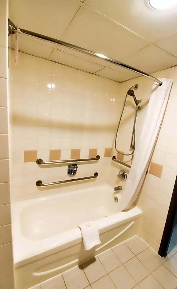 Canad Inns Destination Centre - Fort Garry