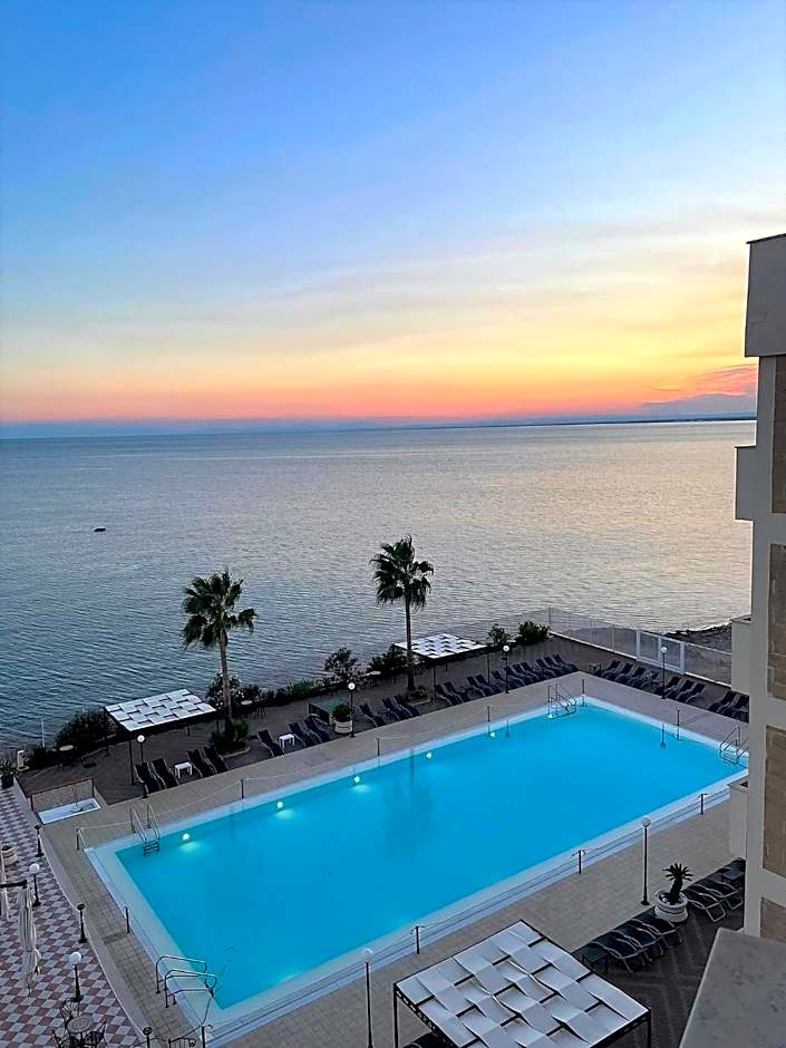 Hotel Ara Solis