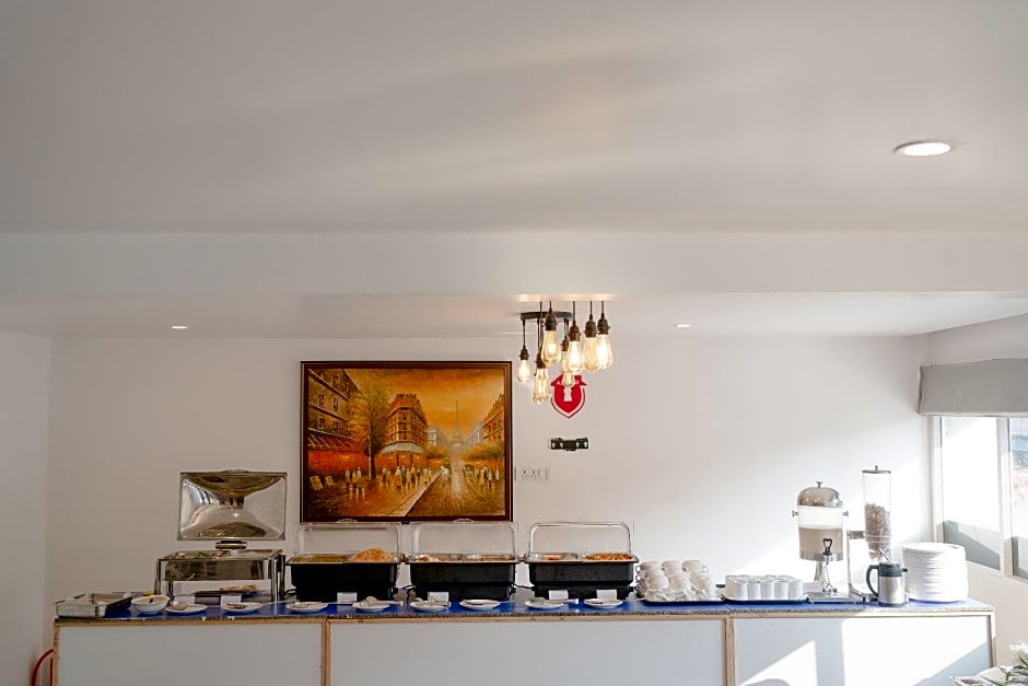 HOTEL ASRANI INTERNATIONAL