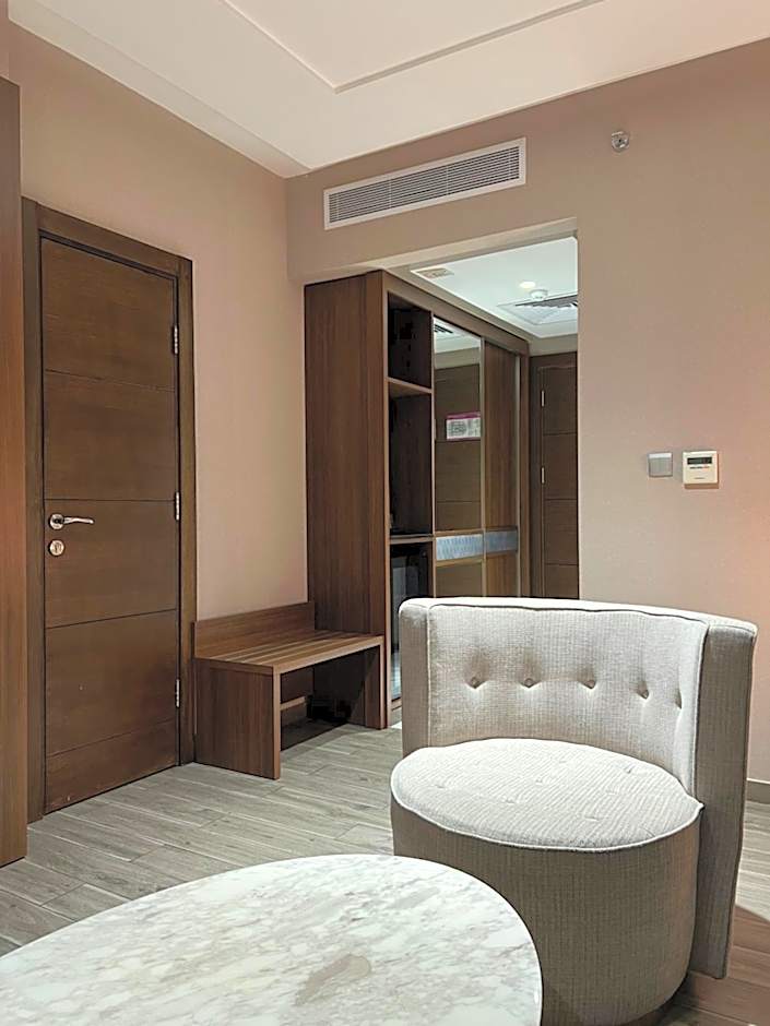 Violet Al Shisha Hotel