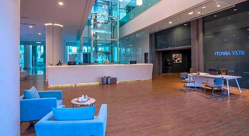 Tav Airport Hotel Izmir