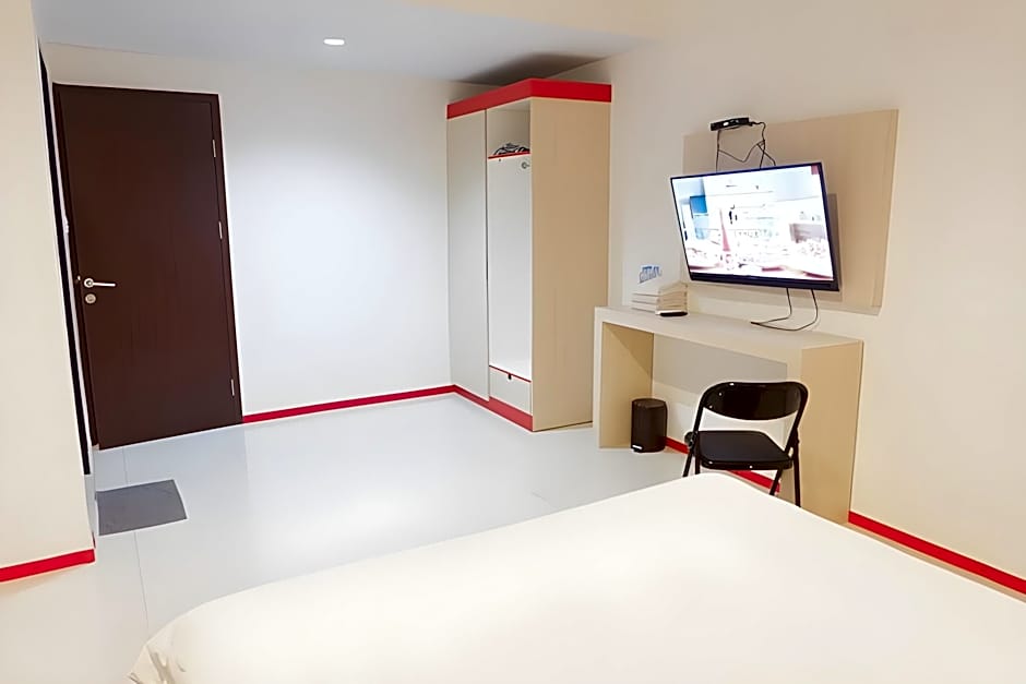 OYO 1633 Hotel Darma Nusantara 3